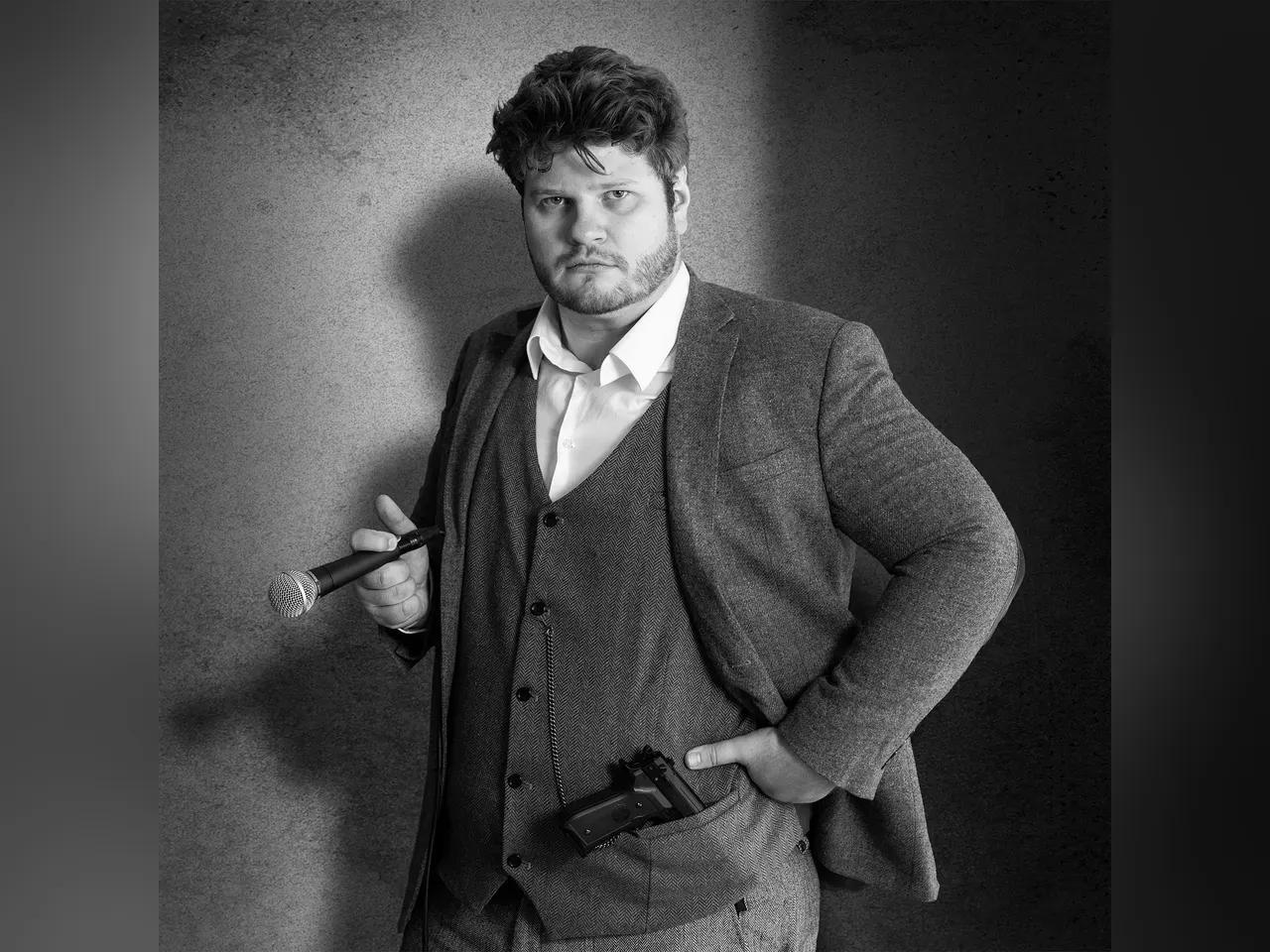 Jan_Philipp_Zymny_Illegale_Strassentherapie_Foto_Fabian_Stuertz.jpg